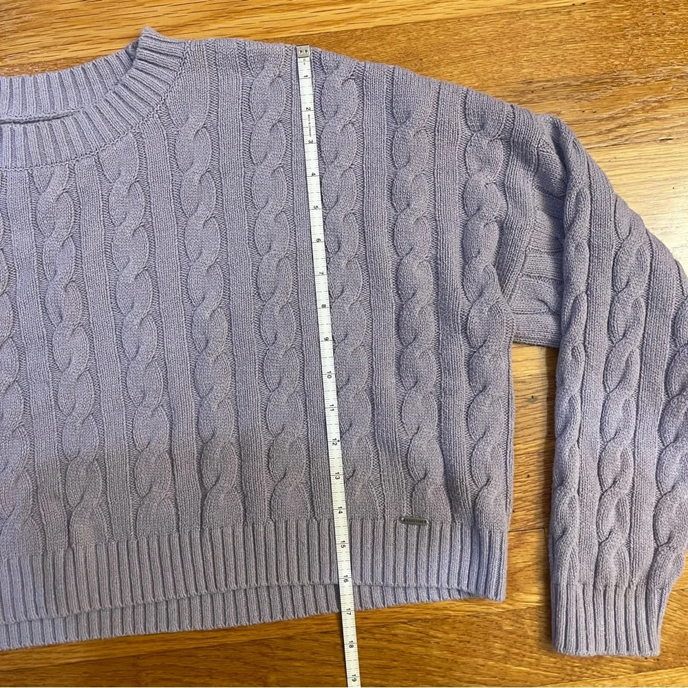 Hollister Oversized  Cropped Cable-Knit Crewneck Sweater Lavender - Size Medium - Picture 3 of 4